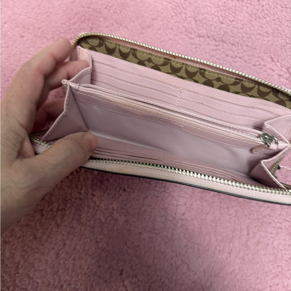 Coach Light Pink Zip-Around Leather Wallet with Exterior Card Slot - Picture 2 of 3